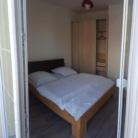 Schiller 58 شقة *